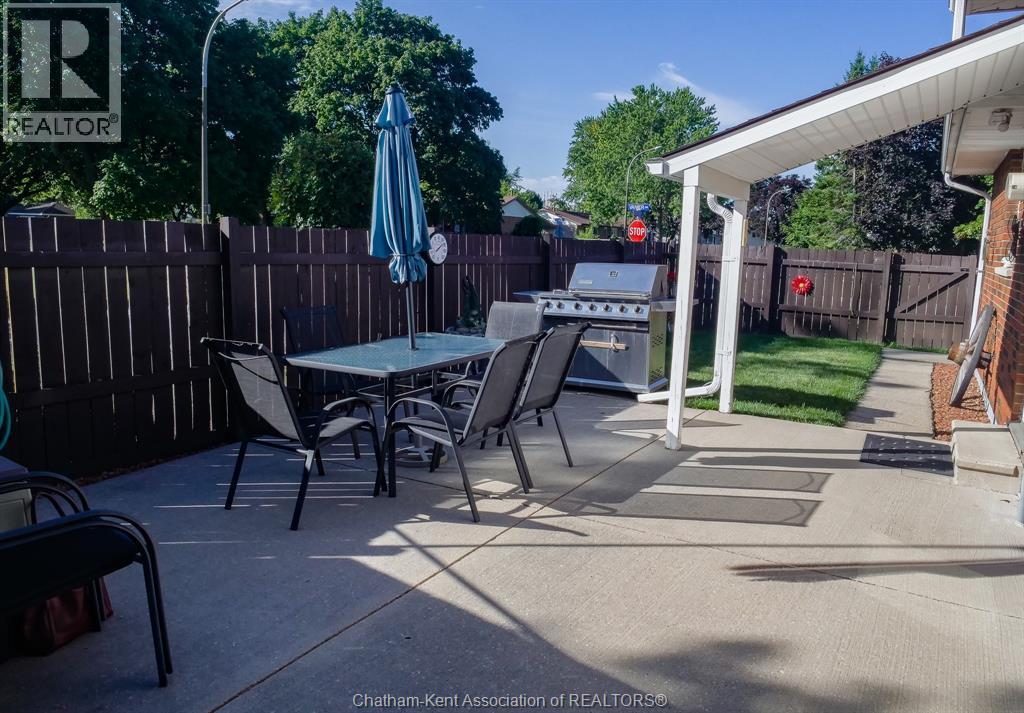 61 Vanier Drive, Chatham, ON
