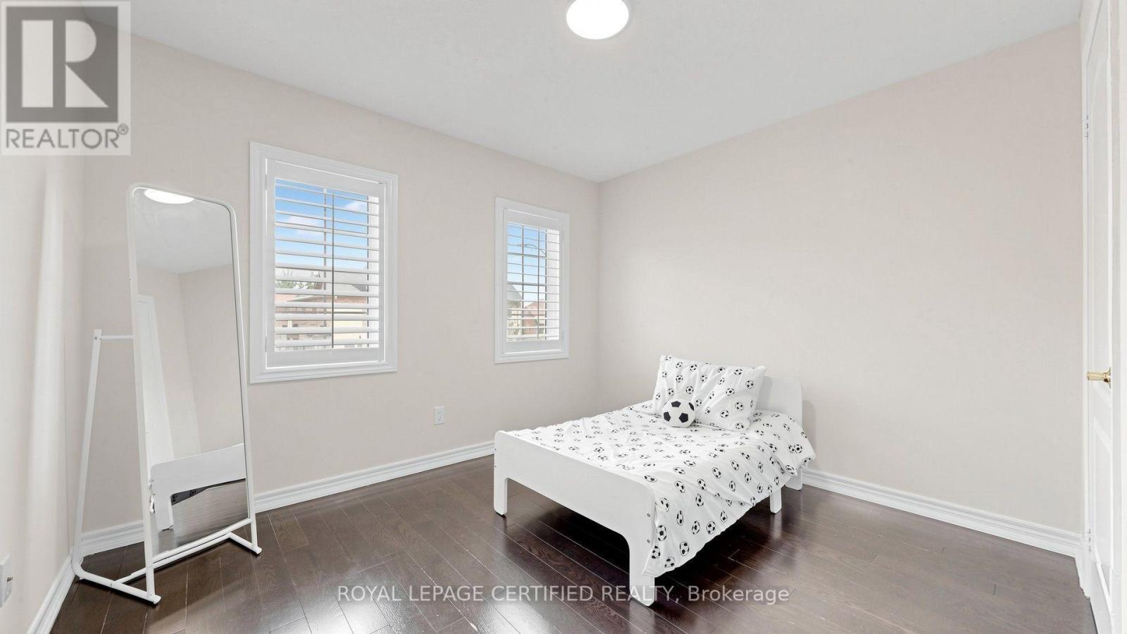 5576 Meadowcrest Avenue, Mississauga, ON