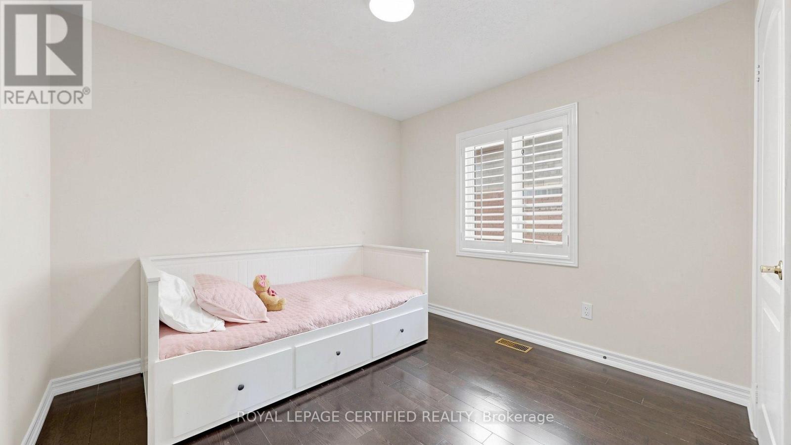 5576 Meadowcrest Avenue, Mississauga, ON