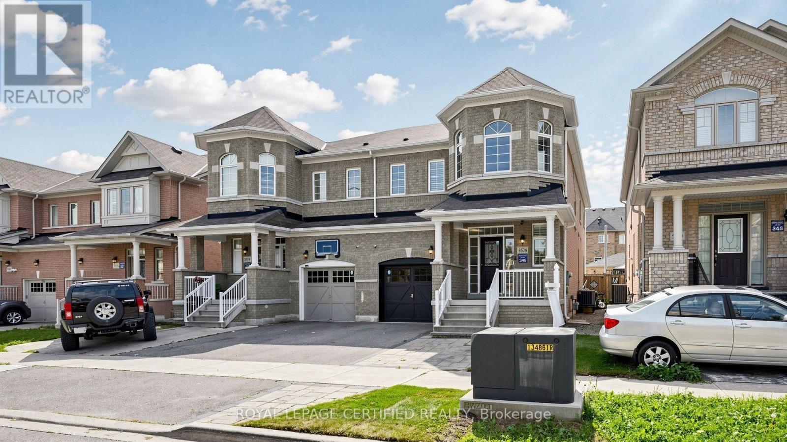 5576 Meadowcrest Avenue, Mississauga, ON