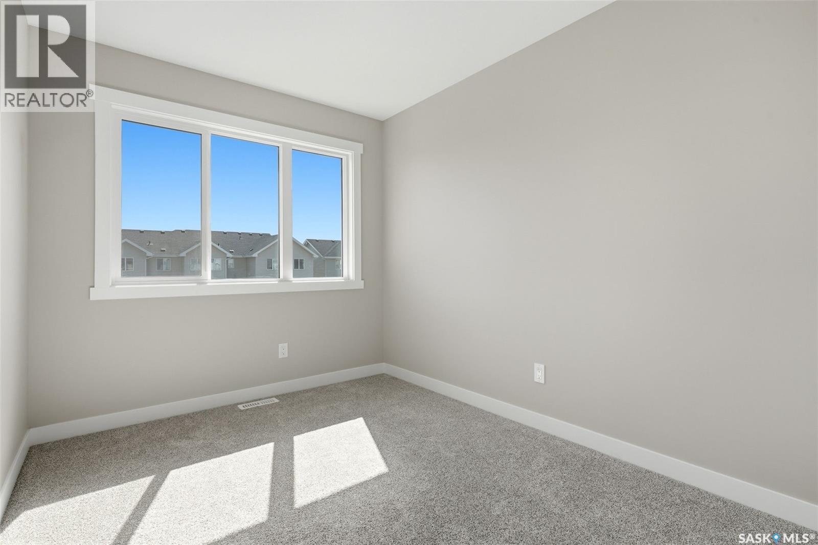 4605 Arens Road E, Regina, SK