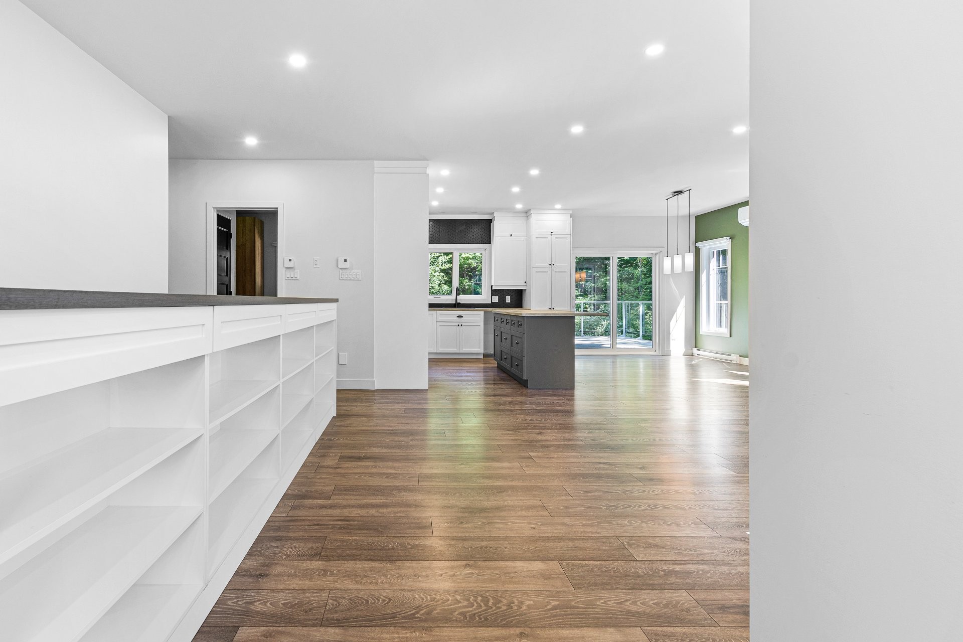 Mud Room - 26 Rue Des Ormeaux, Saint-André-D'Argenteuil, QC