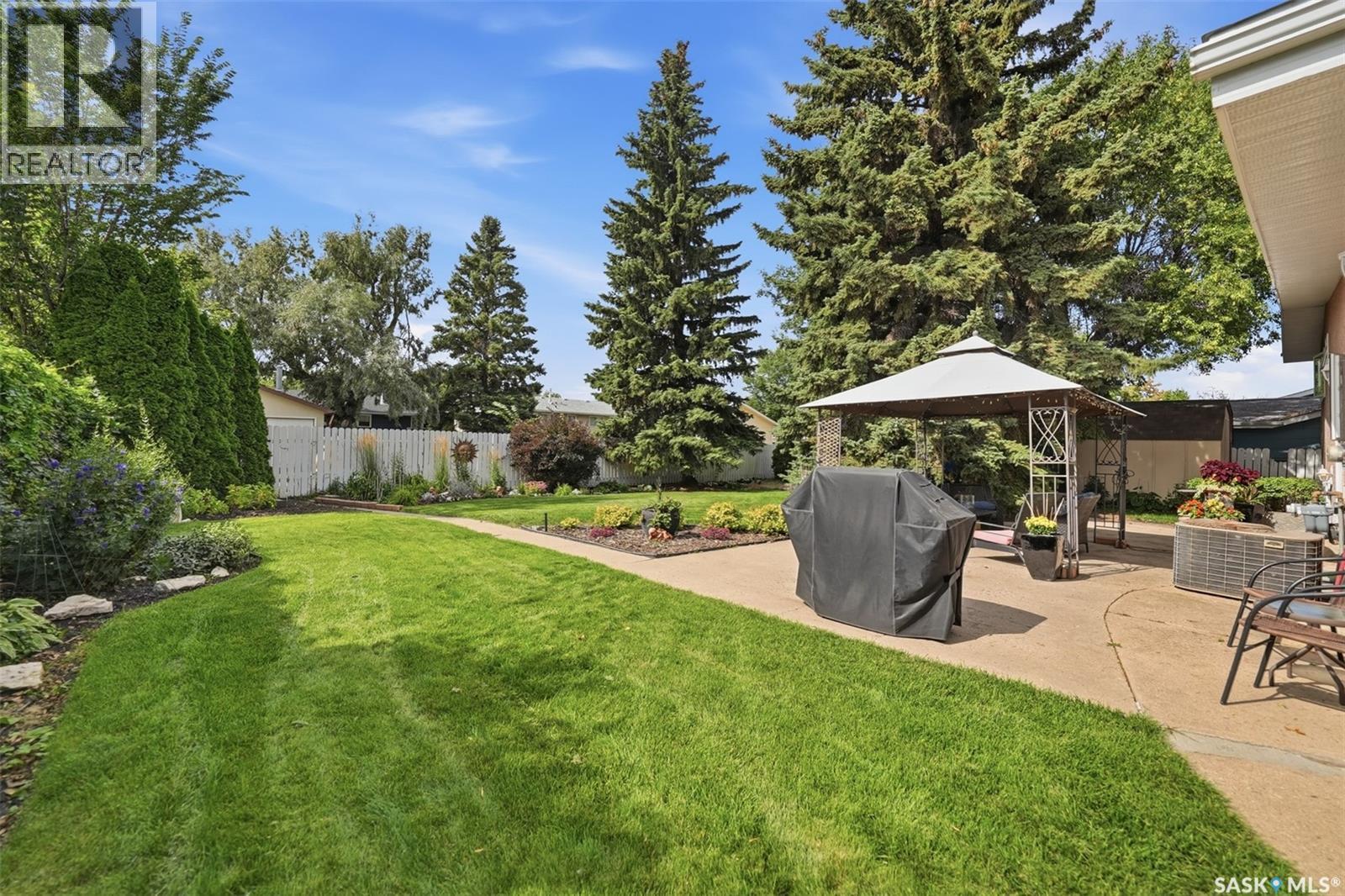 258 East Place, Saskatoon, SK