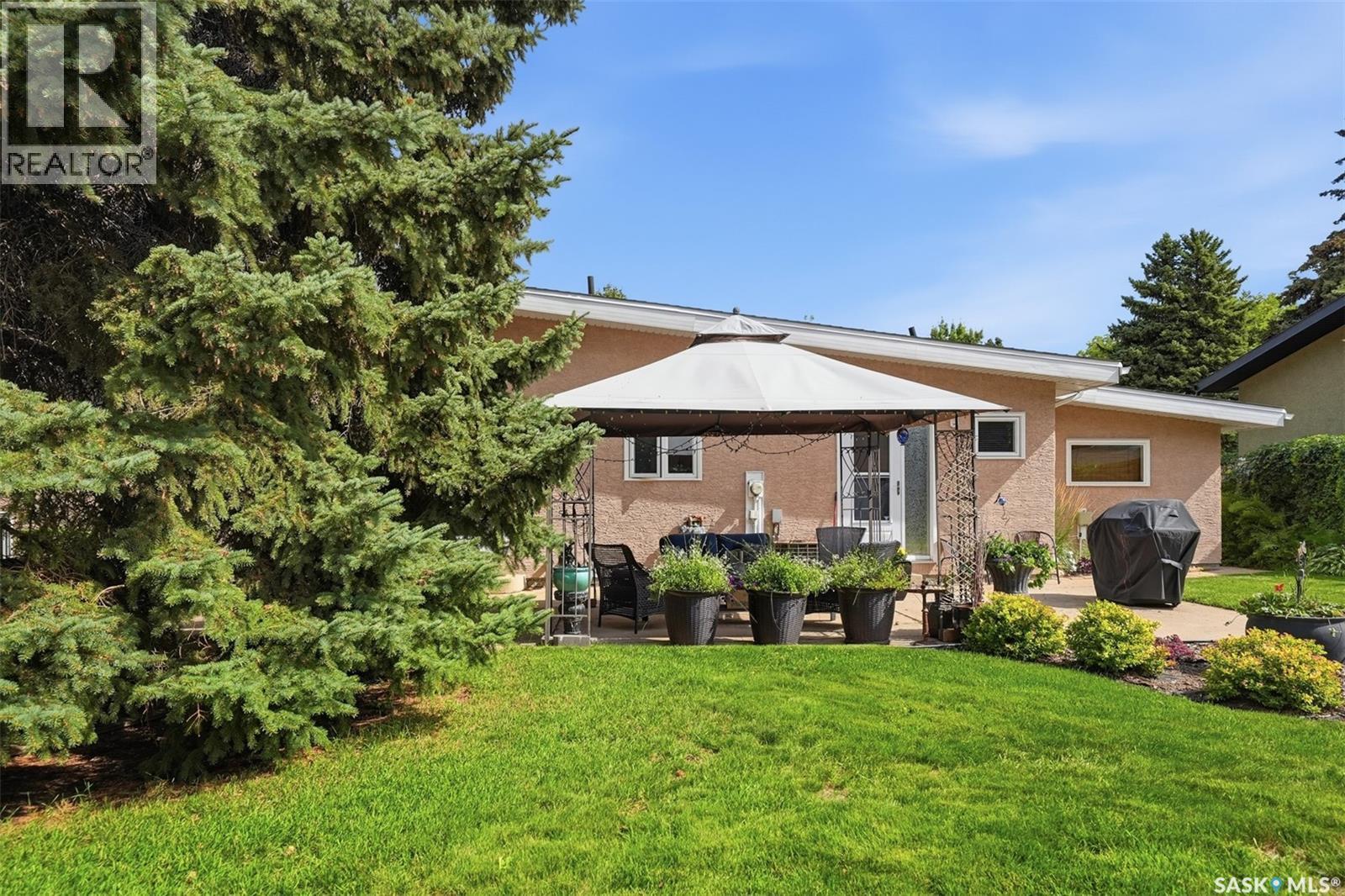 258 East Place, Saskatoon, SK