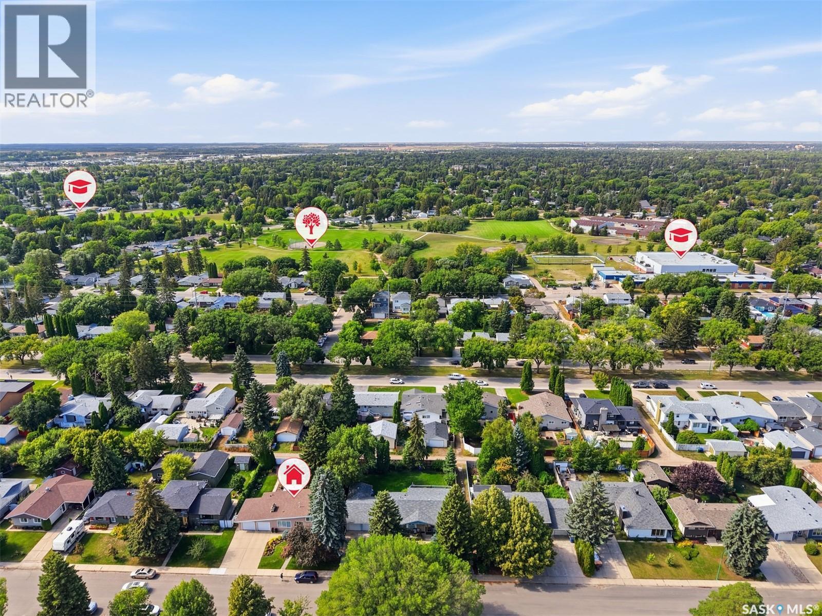 258 East Place, Saskatoon, SK