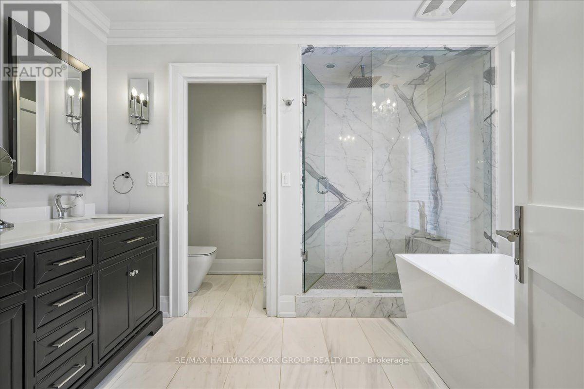 20 Ealing Drive, Toronto, ON