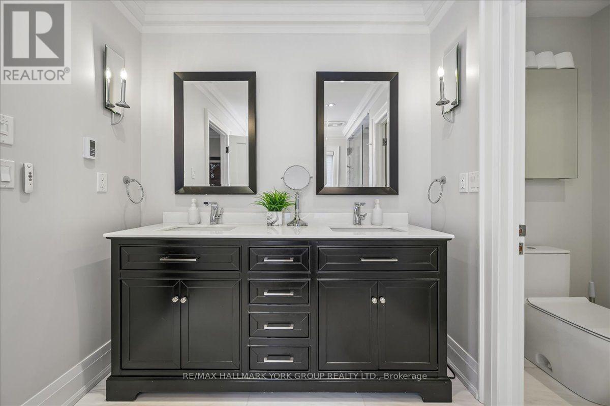 20 Ealing Drive, Toronto, ON