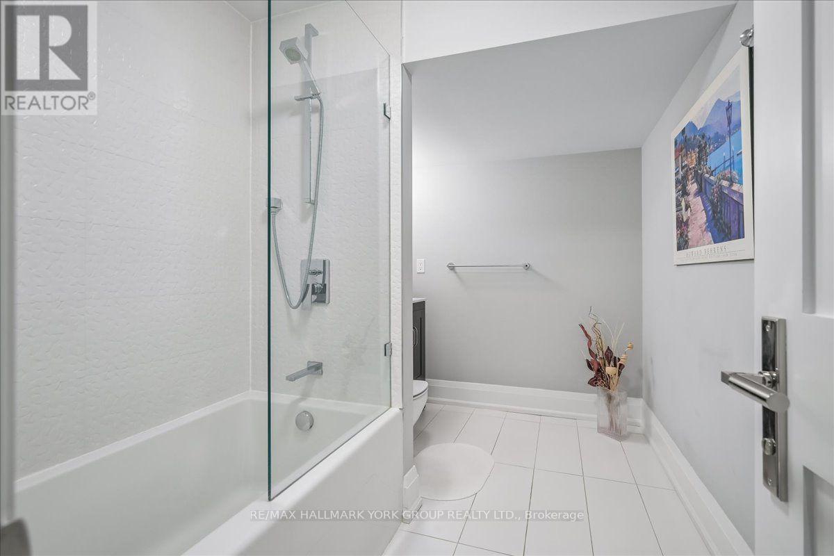 20 Ealing Drive, Toronto, ON
