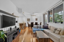 Salon - 