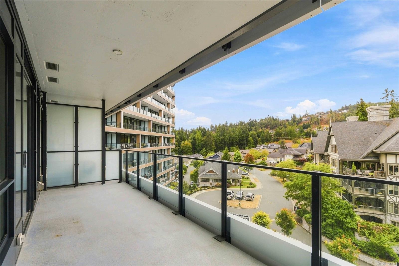 #1013-2000 Hannington Rd, Langford, BC