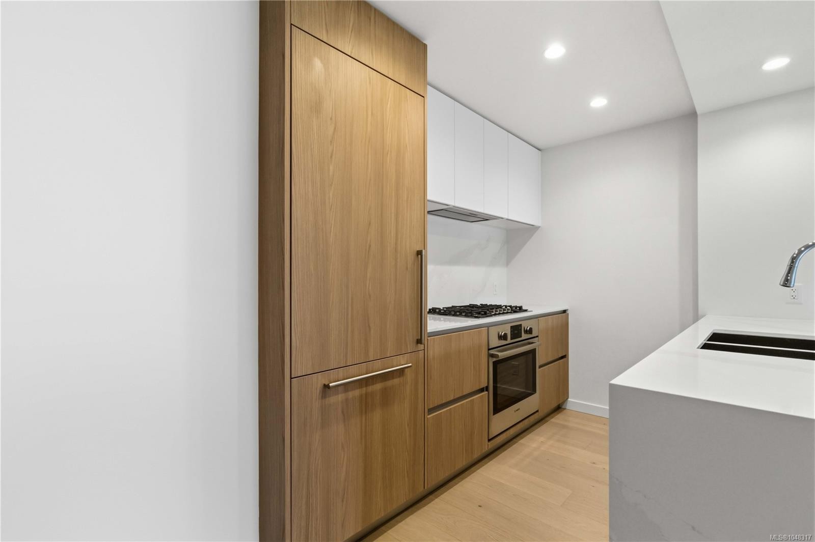 #1013-2000 Hannington Rd, Langford, BC
