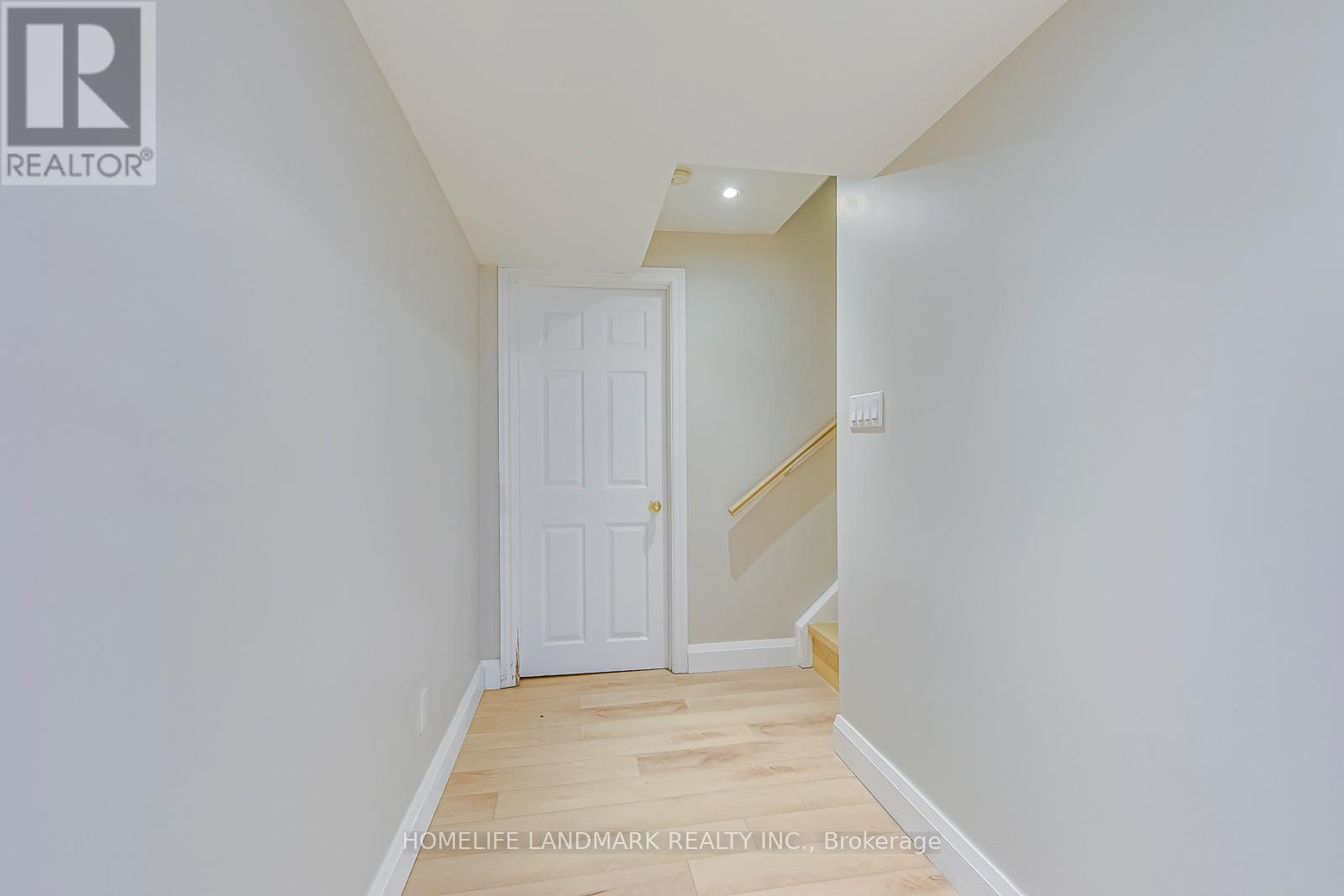 4432 Peter Drive, Burlington, ON