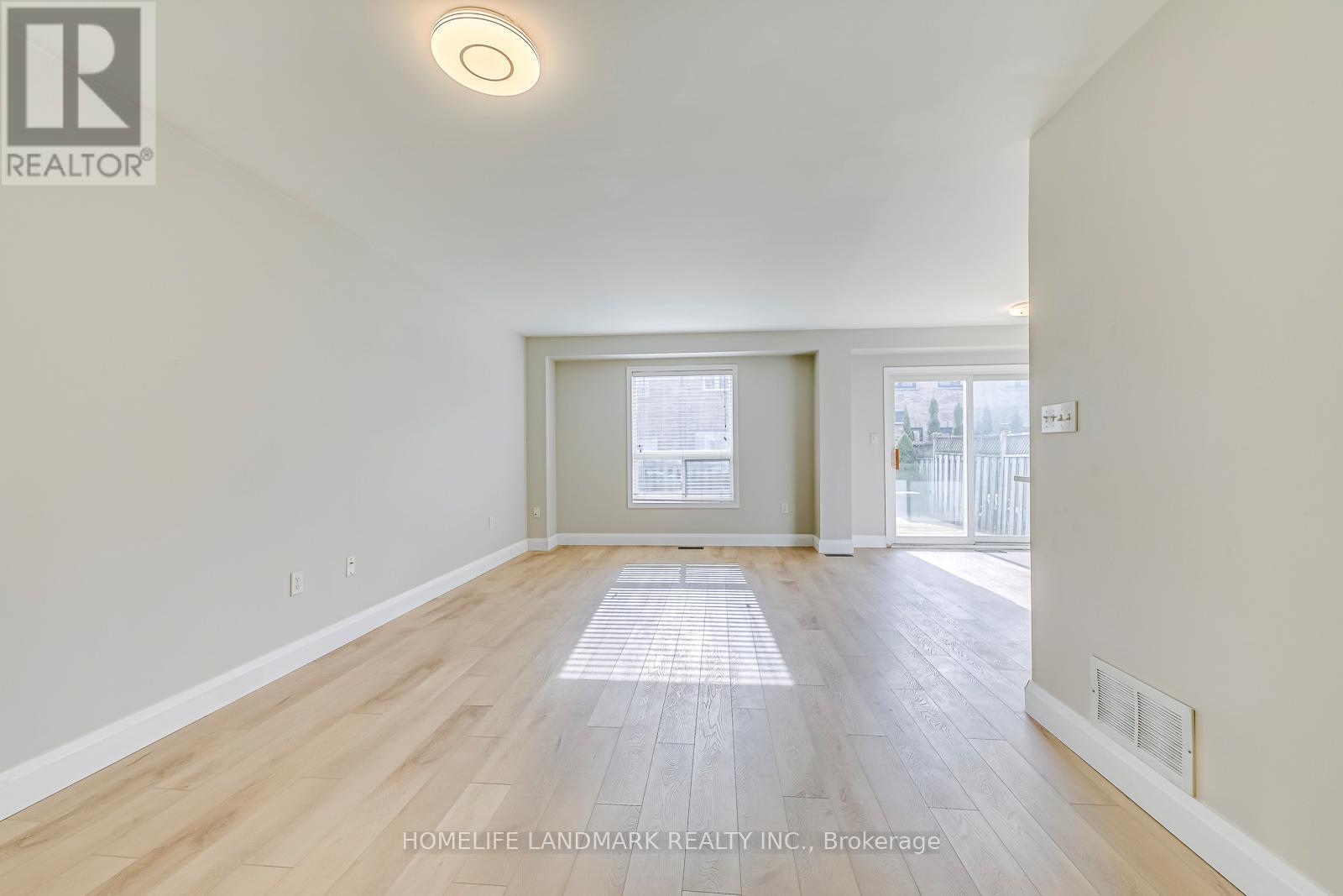 4432 Peter Drive, Burlington, ON