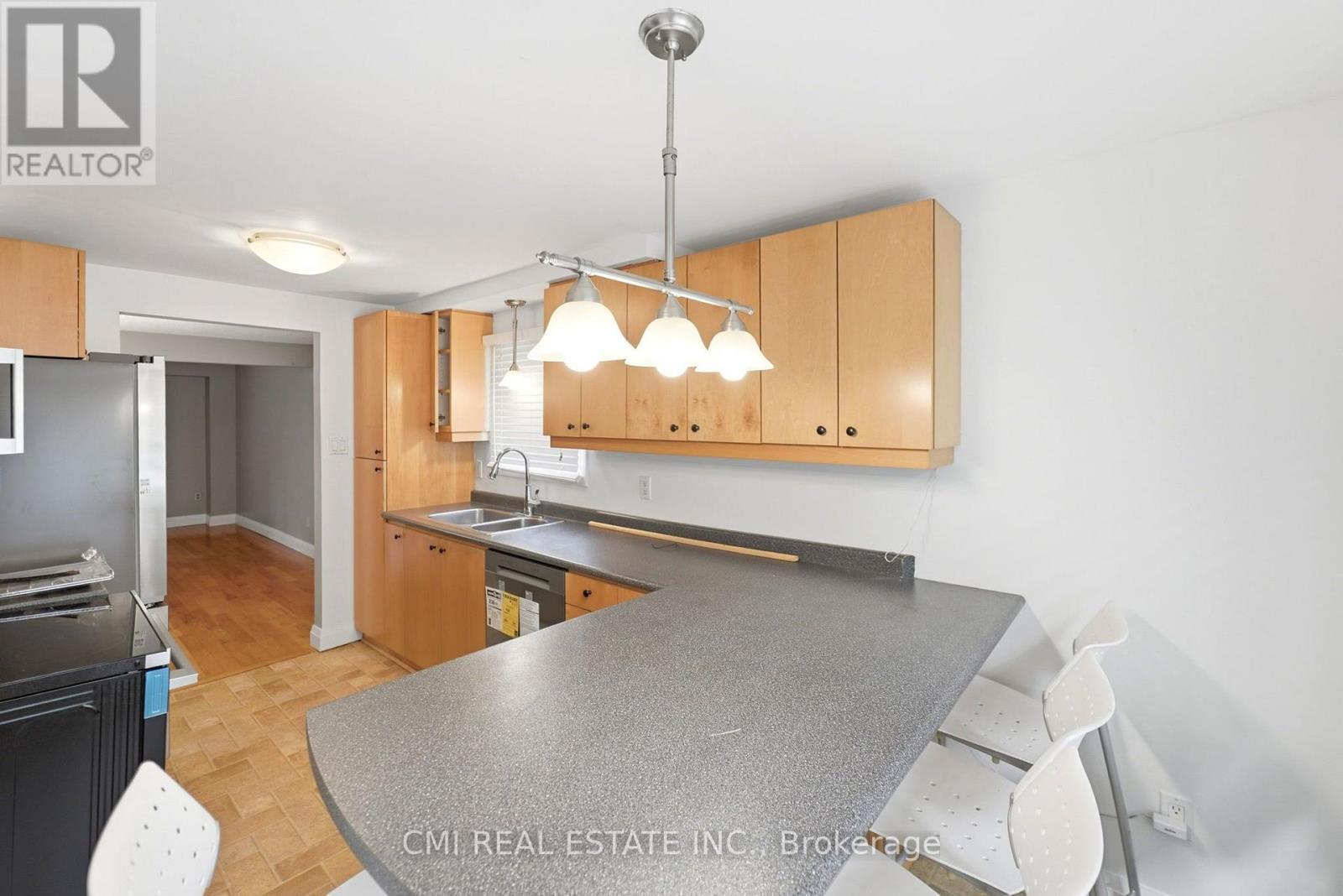 155 Foxhunt Road, Waterloo, ON