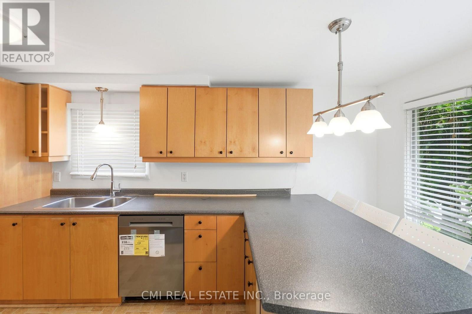 155 Foxhunt Road, Waterloo, ON