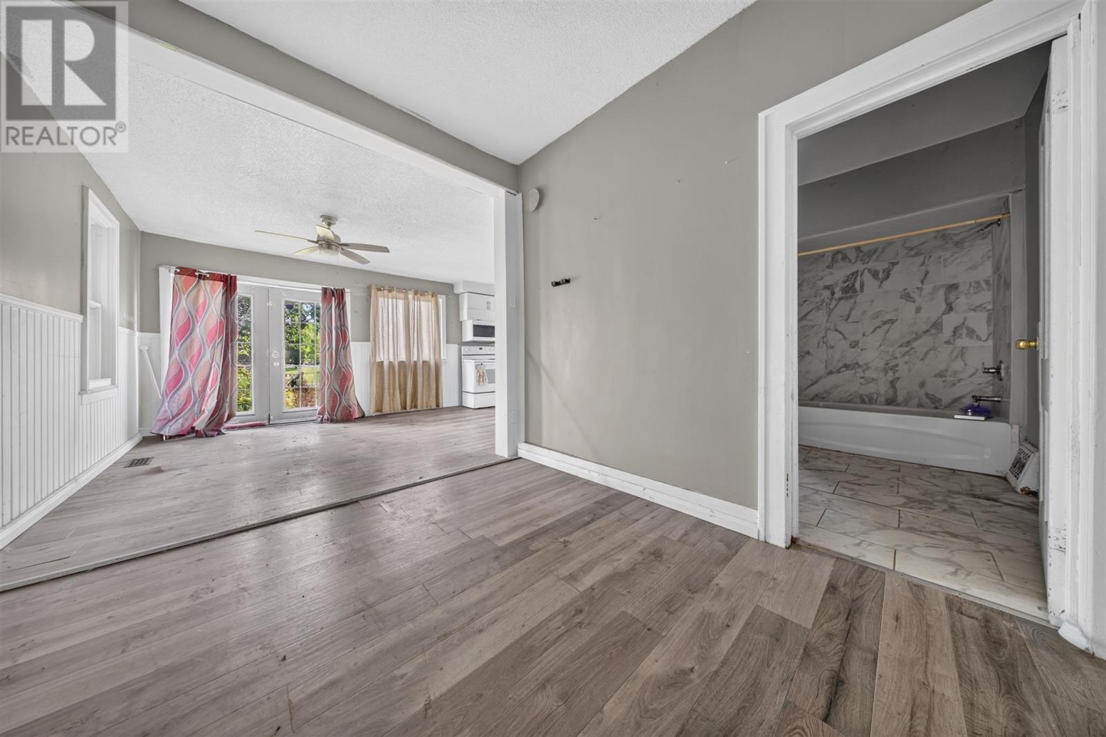678 Albert St, Sault Ste. Marie, ON