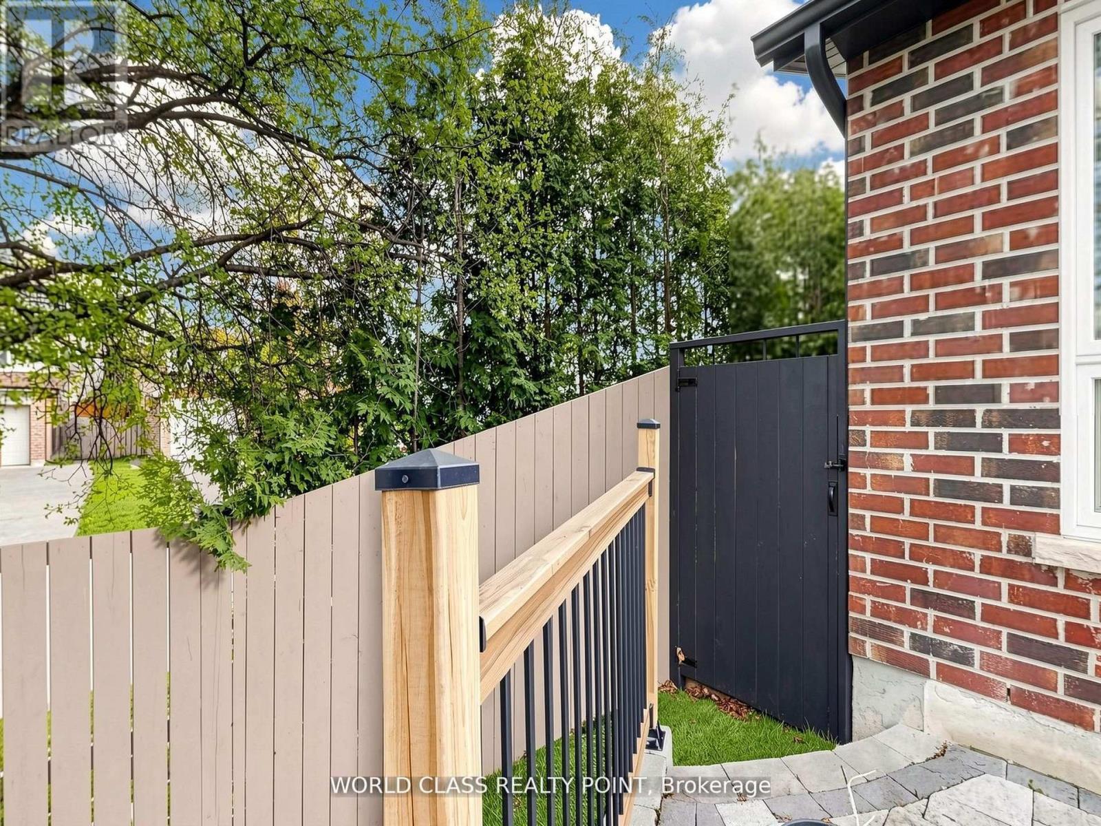 1638 Norwill Crescent, Oshawa, ON