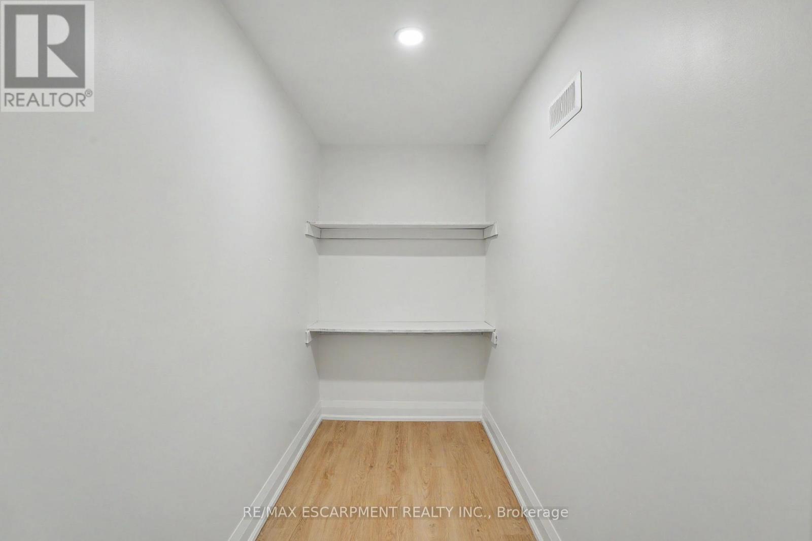 311 East 14Th Street, Hamilton, ON