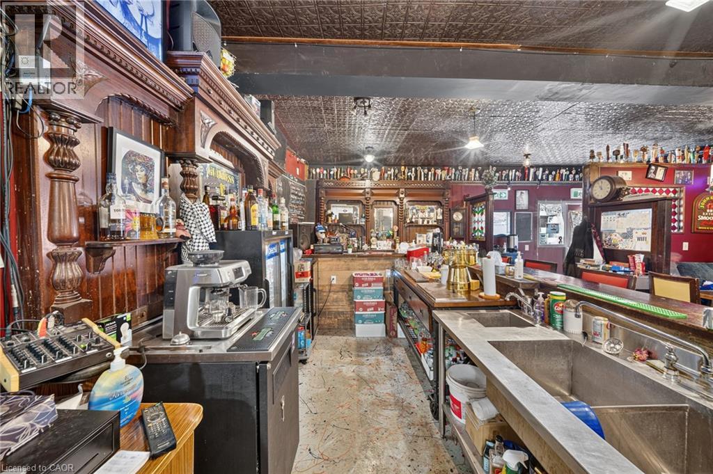 1523 Main Street E, Hamilton, ON