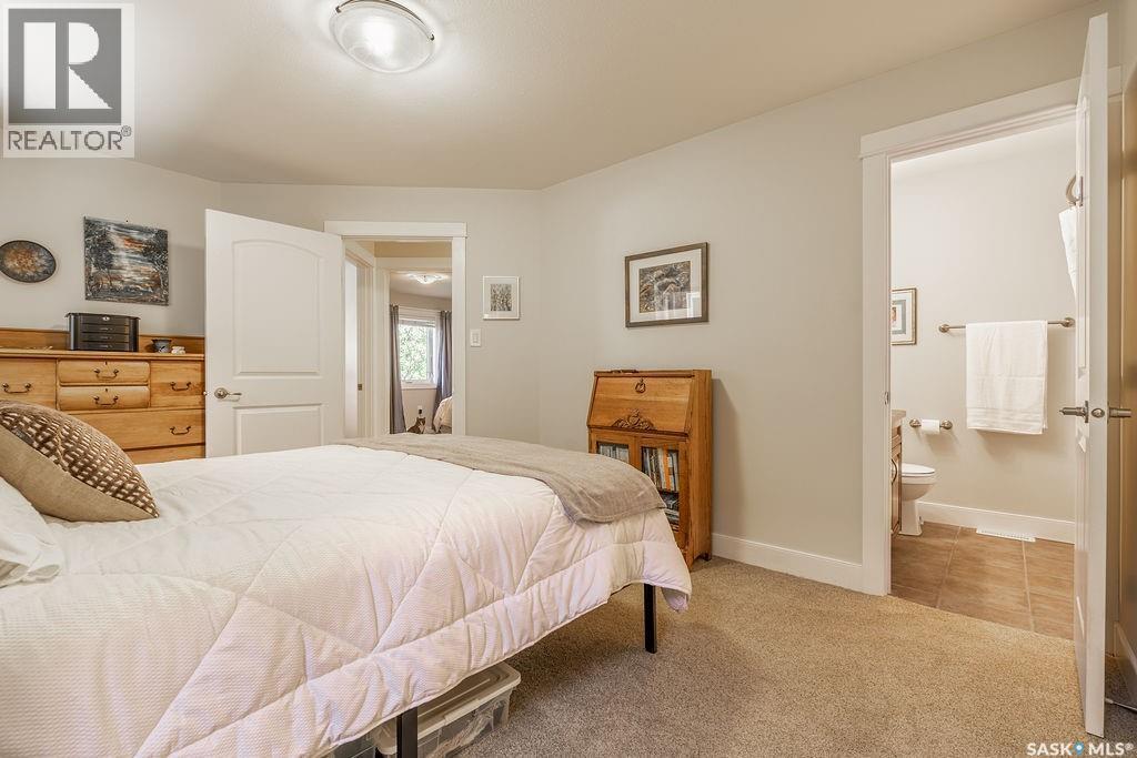 519 Shepherd Crescent, Saskatoon, SK
