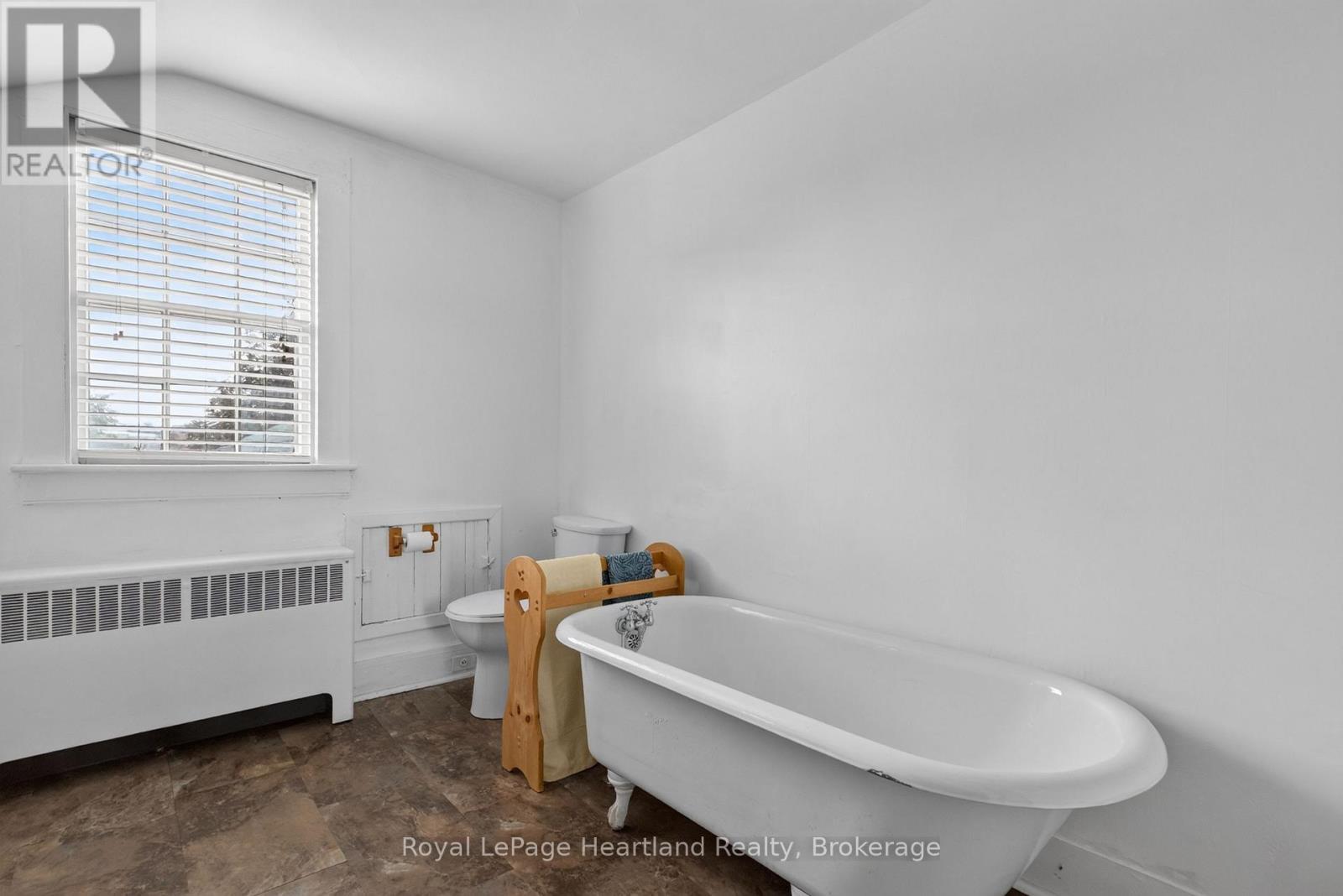 18 Nelson Street E, Goderich (Goderich (Town)), ON