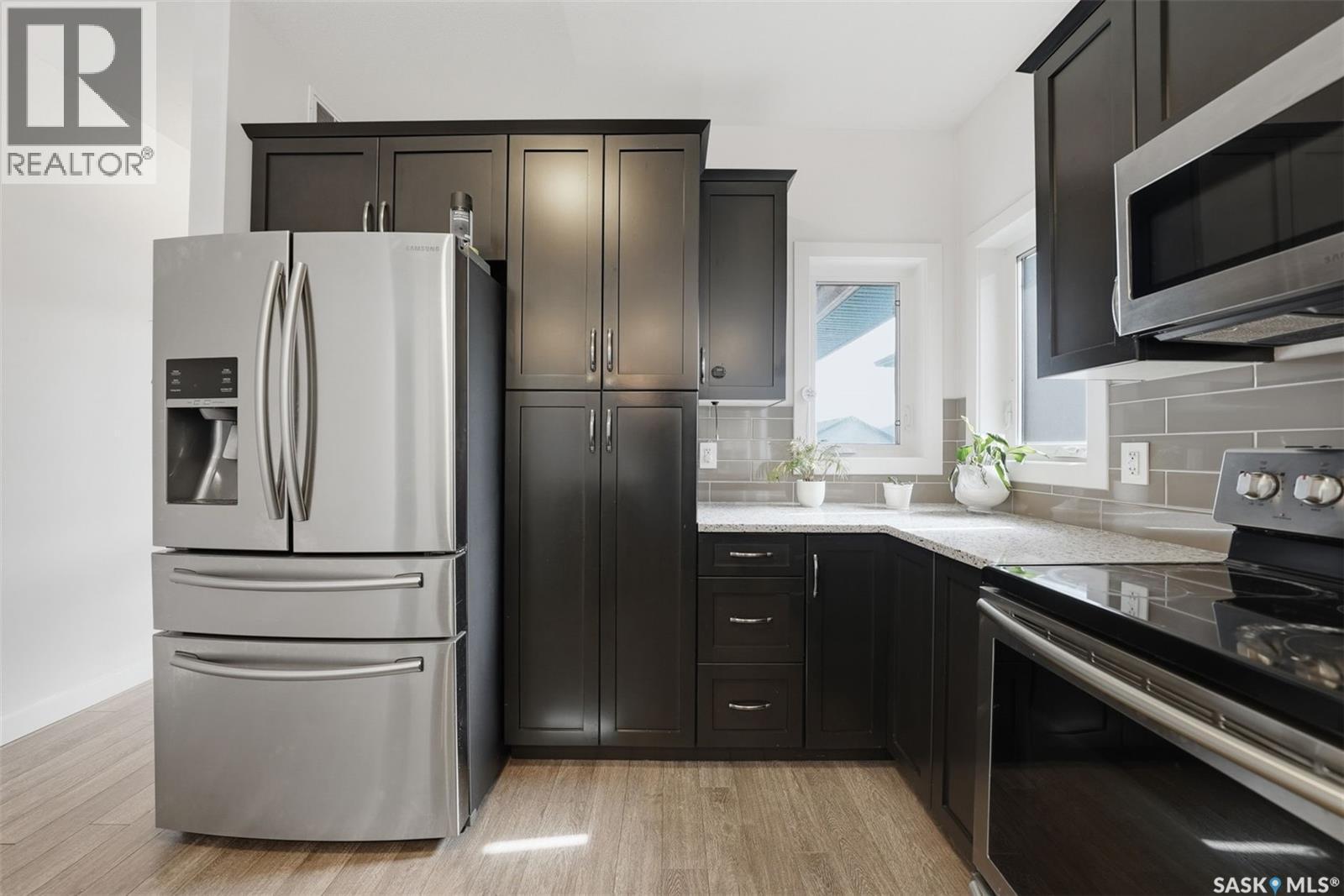 239 Bentley Court, Saskatoon, SK