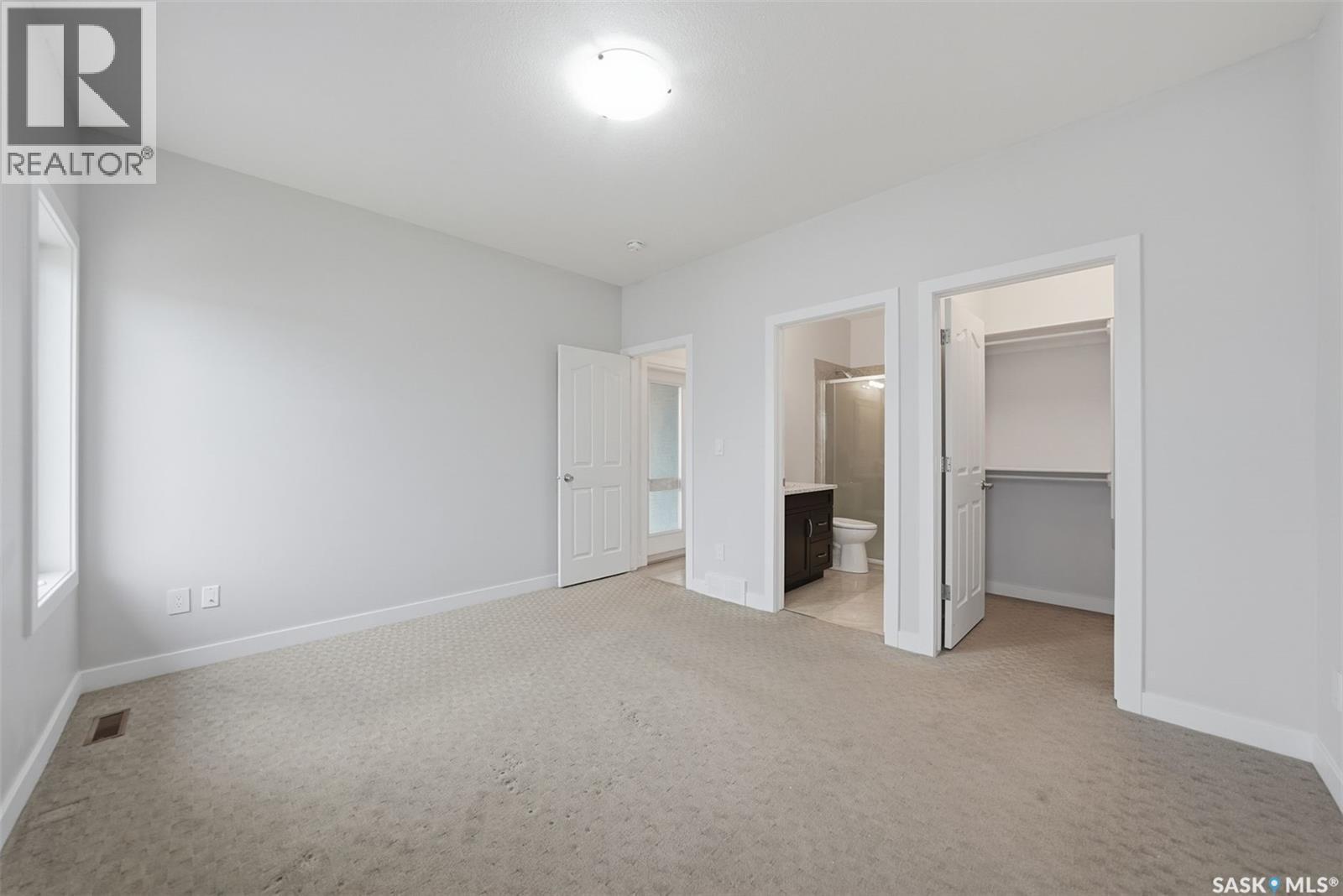 239 Bentley Court, Saskatoon, SK