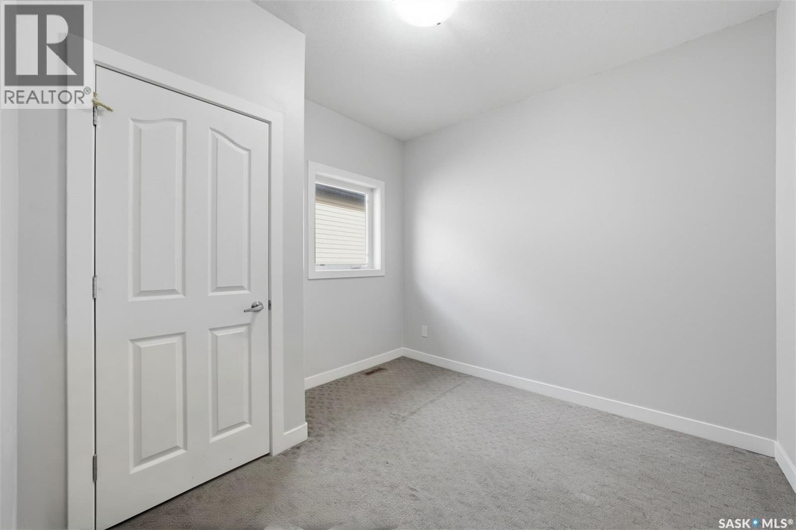 239 Bentley Court, Saskatoon, SK
