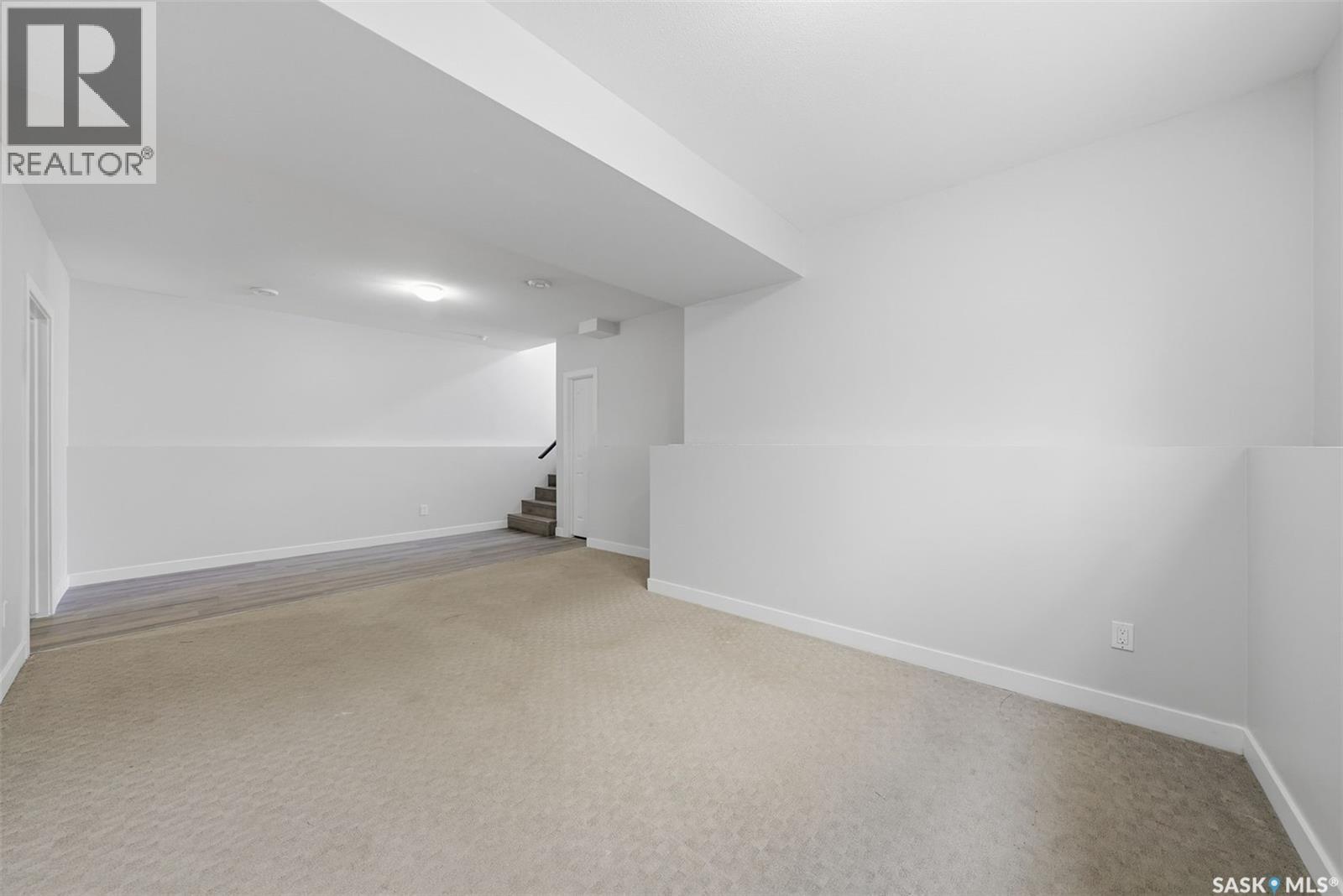 239 Bentley Court, Saskatoon, SK