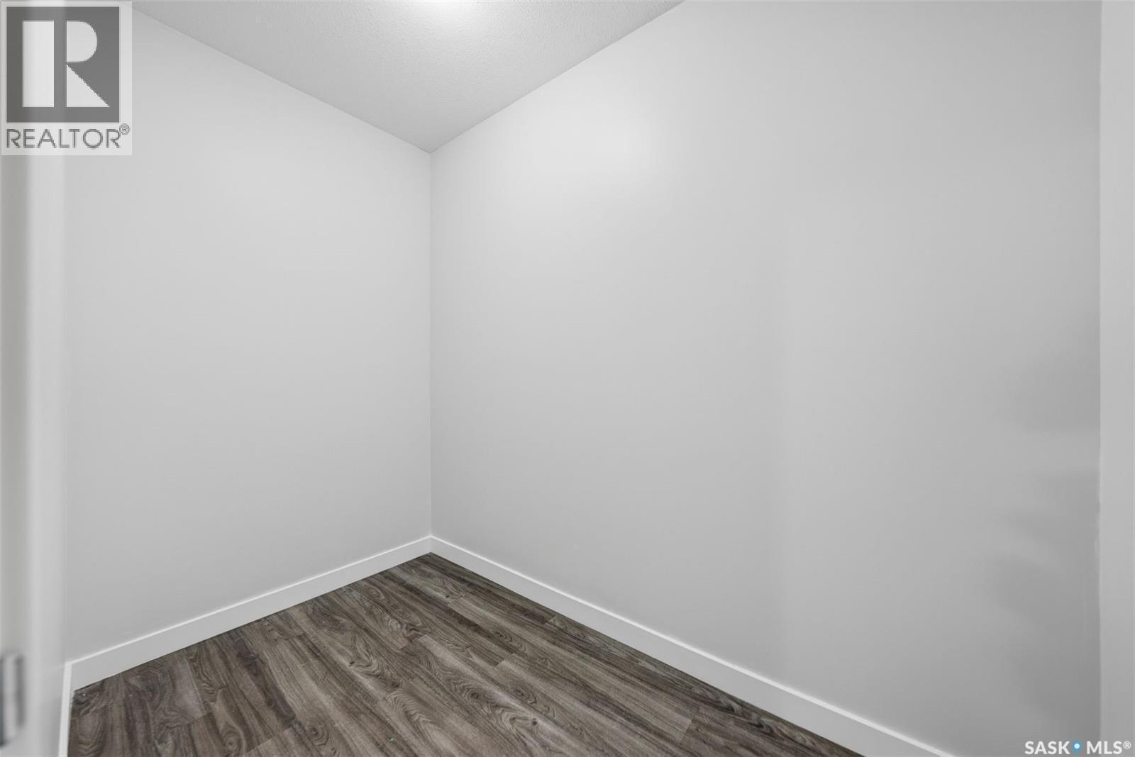239 Bentley Court, Saskatoon, SK