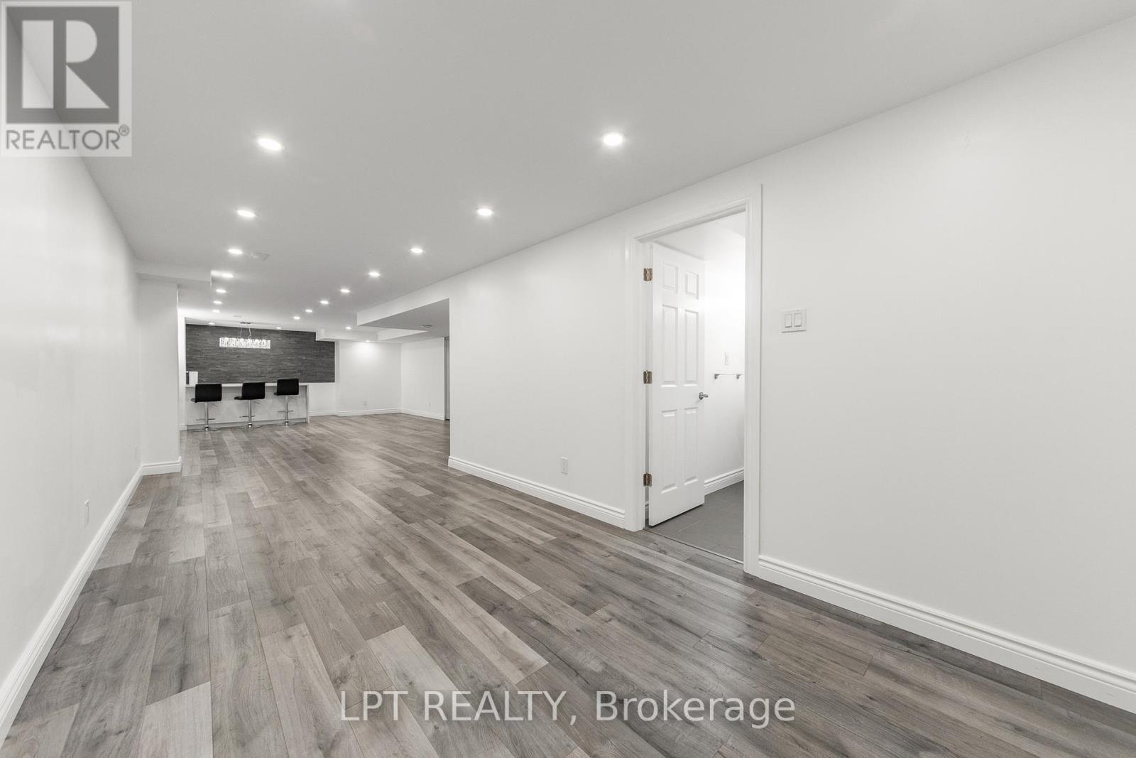 67 Bristling Crescent, Ottawa, ON