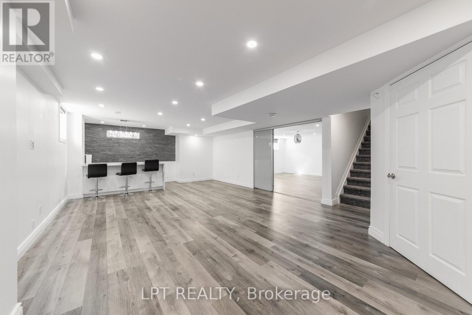 67 Bristling Crescent, Ottawa, ON