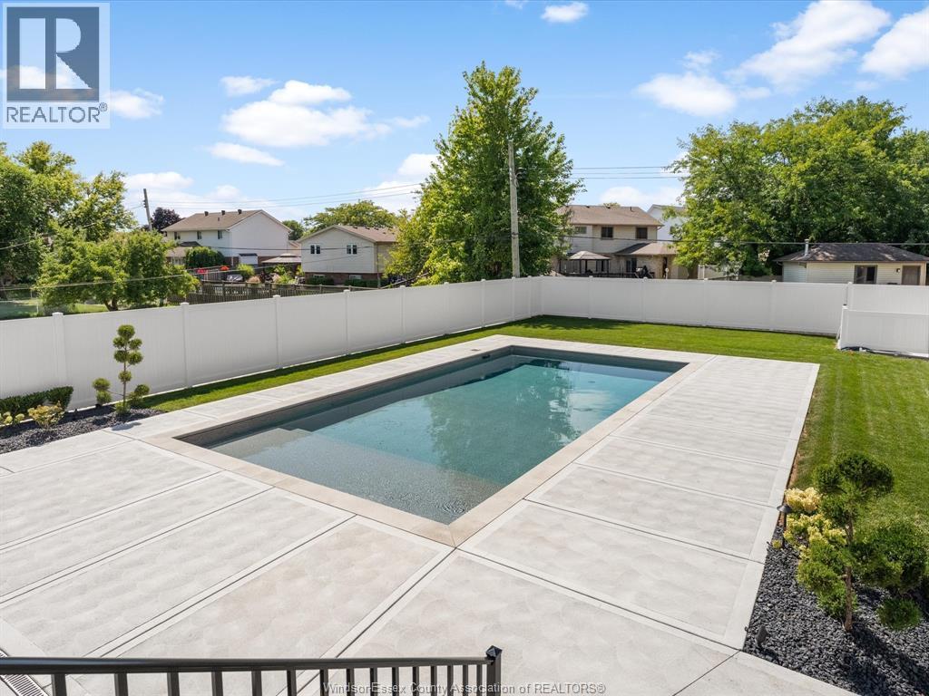 131 Chene, Tecumseh, ON