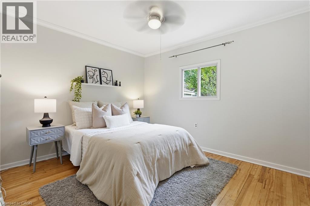 132 Spadina Road E, Kitchener, ON