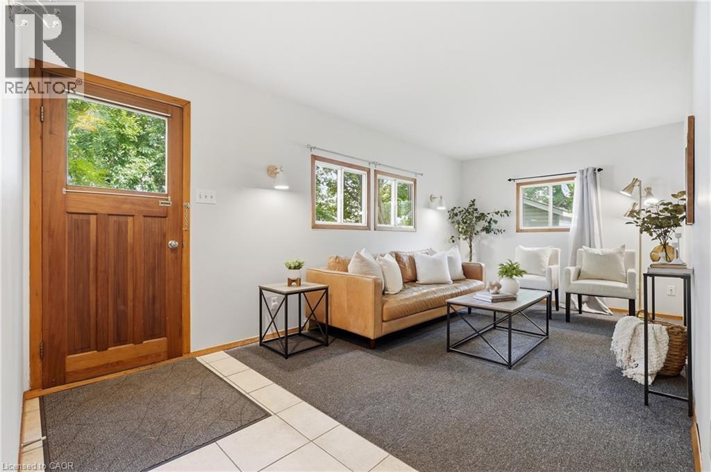 132 Spadina Road E, Kitchener, ON