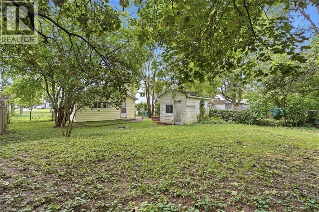 132 Spadina Road E, Kitchener, ON