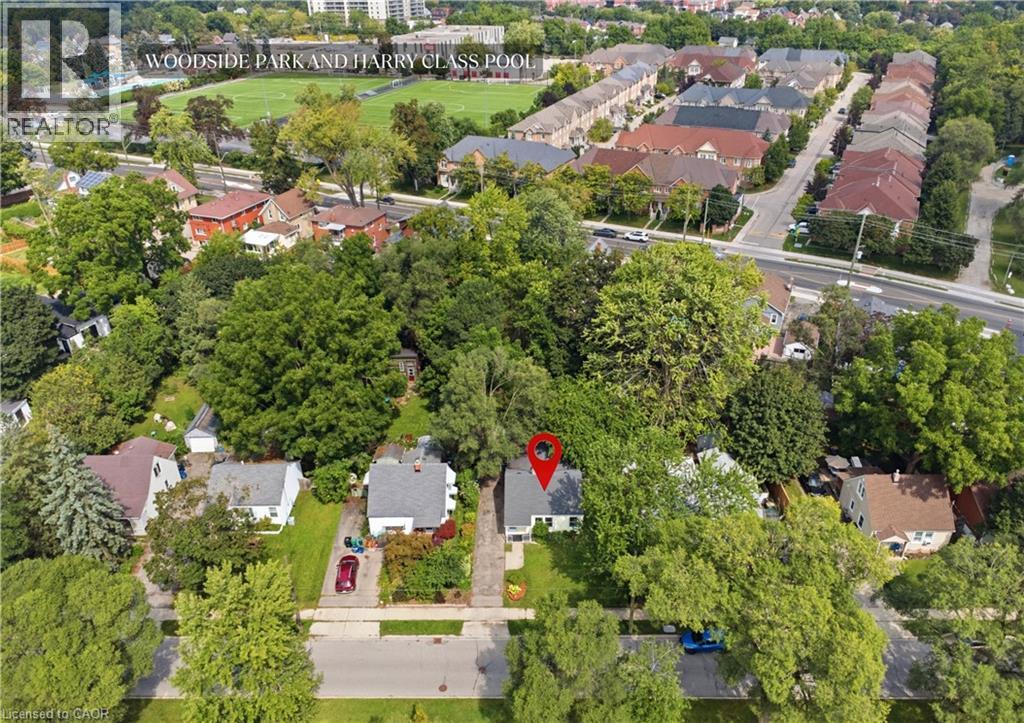 132 Spadina Road E, Kitchener, ON