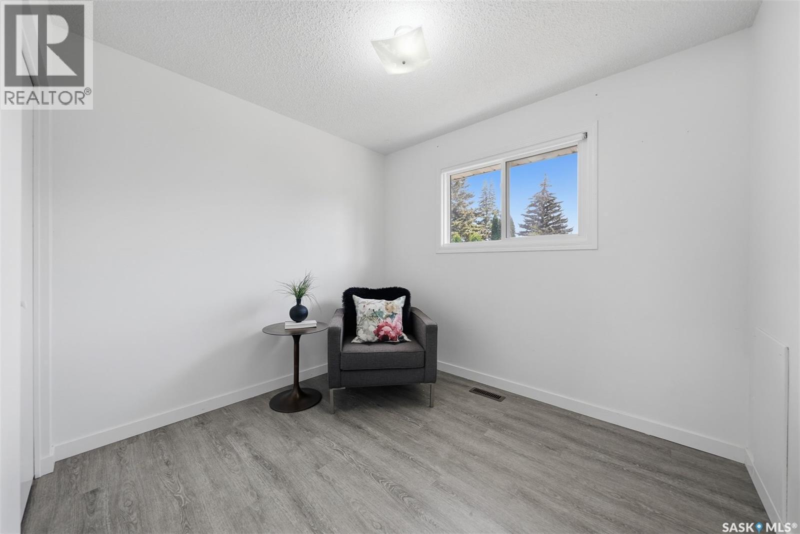 814 Steeves Avenue, Saskatoon, SK