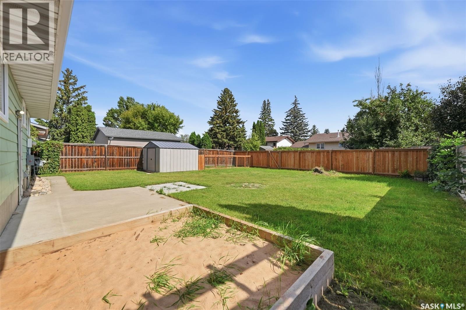 814 Steeves Avenue, Saskatoon, SK