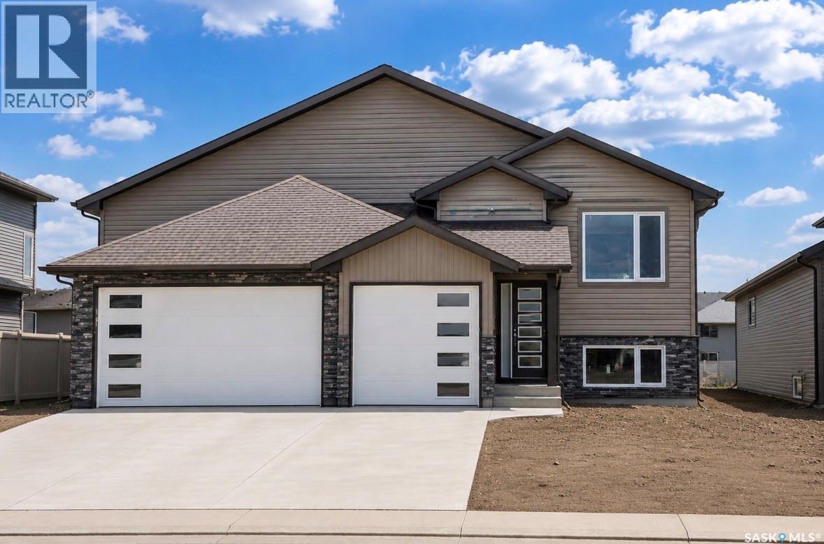 216 Veterans Drive, Warman, SK