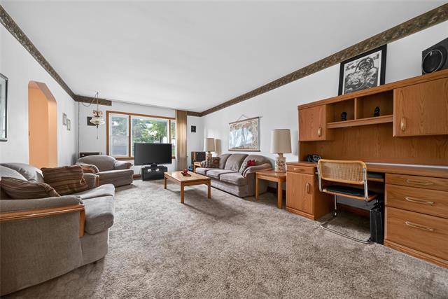 107 Matheson Ave, Winnipeg, MB