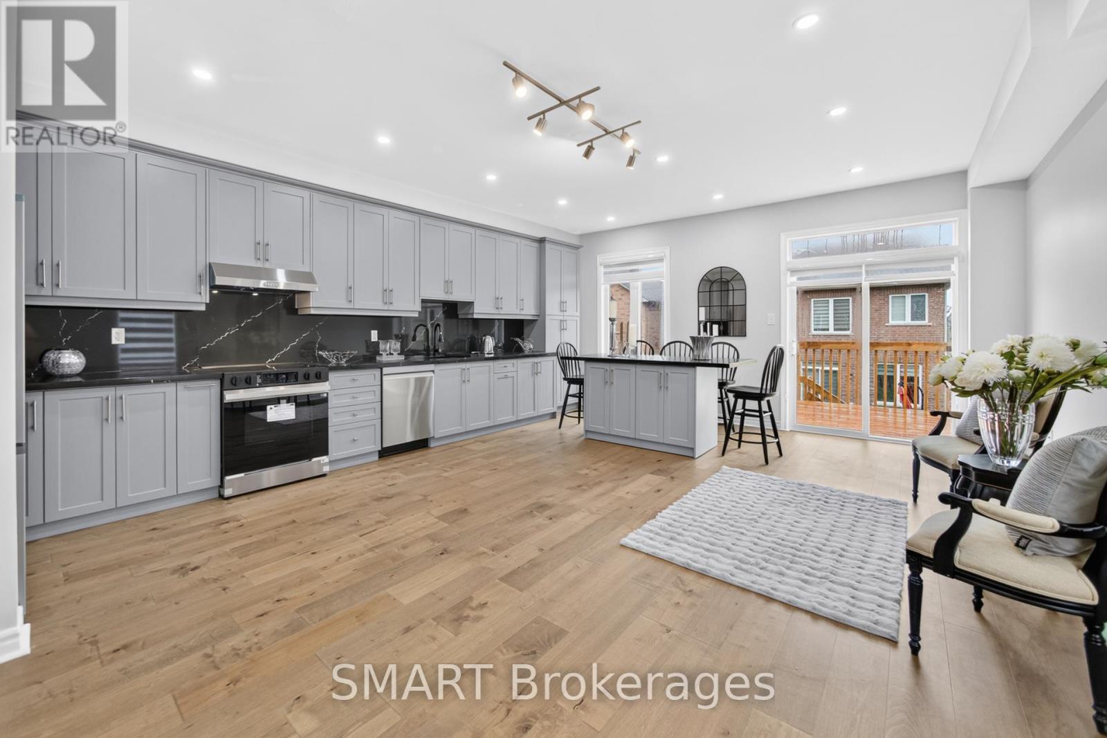 3367 Stoney Crescent, Mississauga, ON