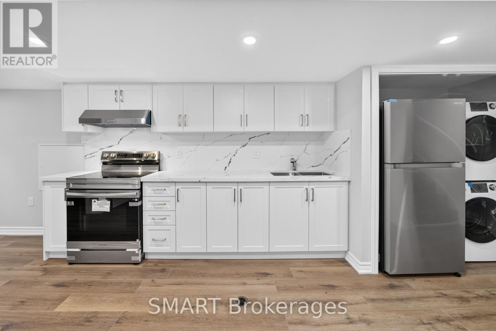 3367 Stoney Crescent, Mississauga, ON