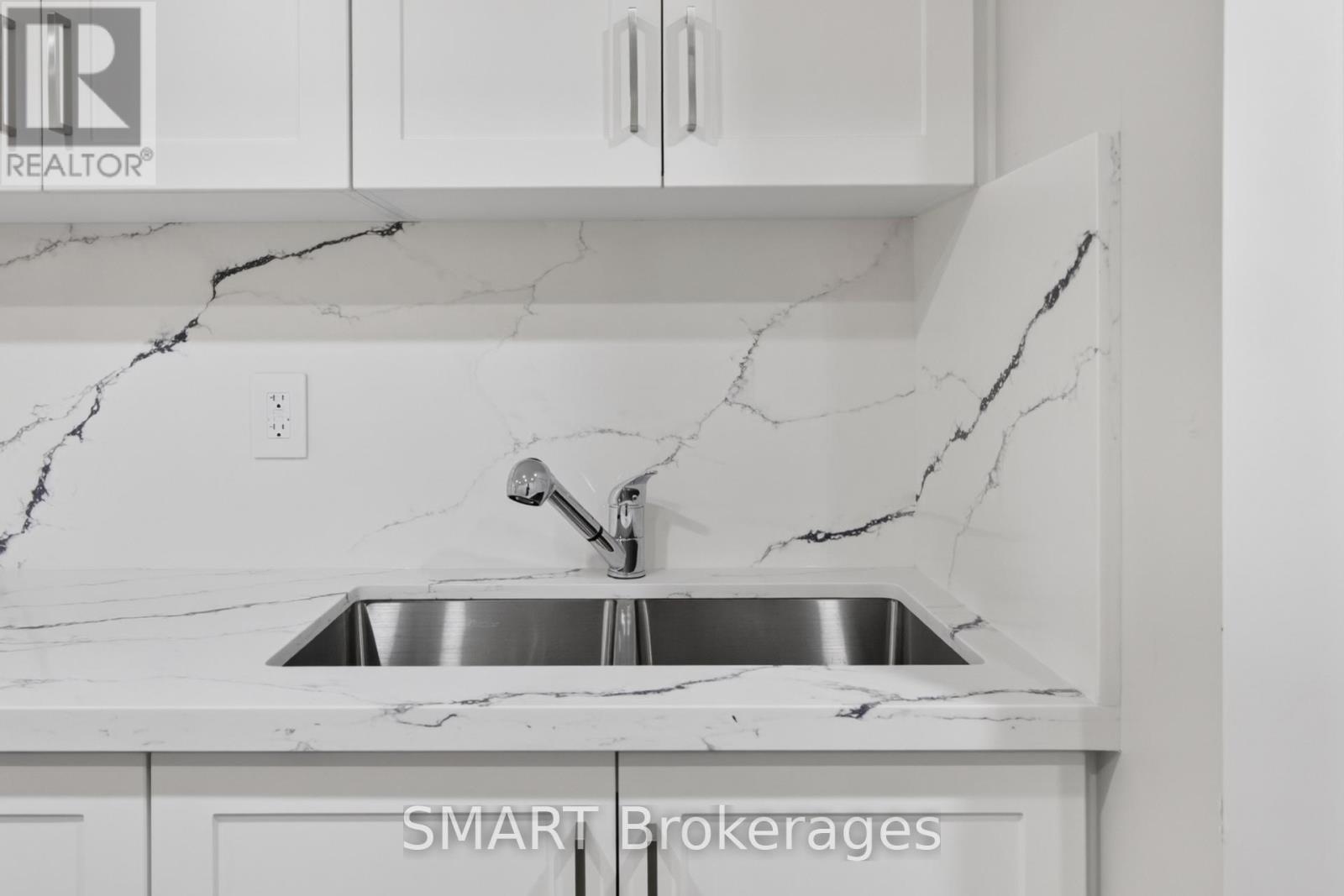 3367 Stoney Crescent, Mississauga, ON