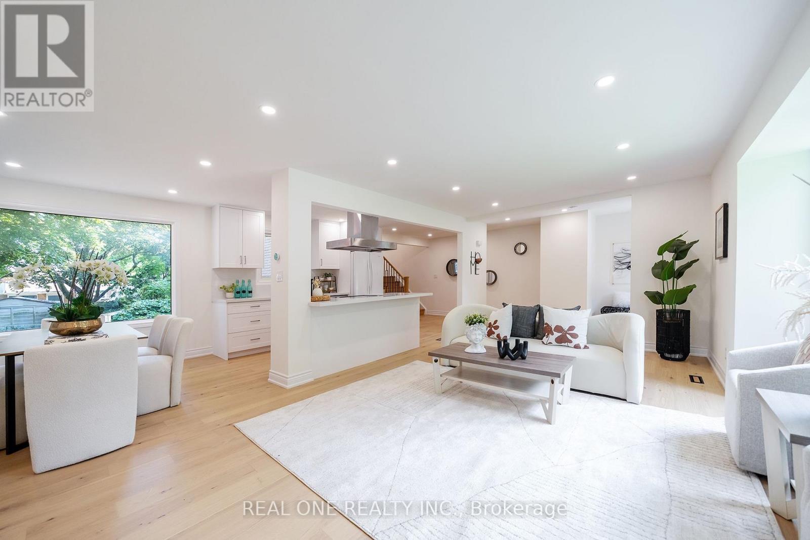 3148 Bentworth Drive, Burlington, ON