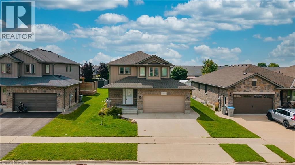 300 Hutton Street E, Listowel, ON