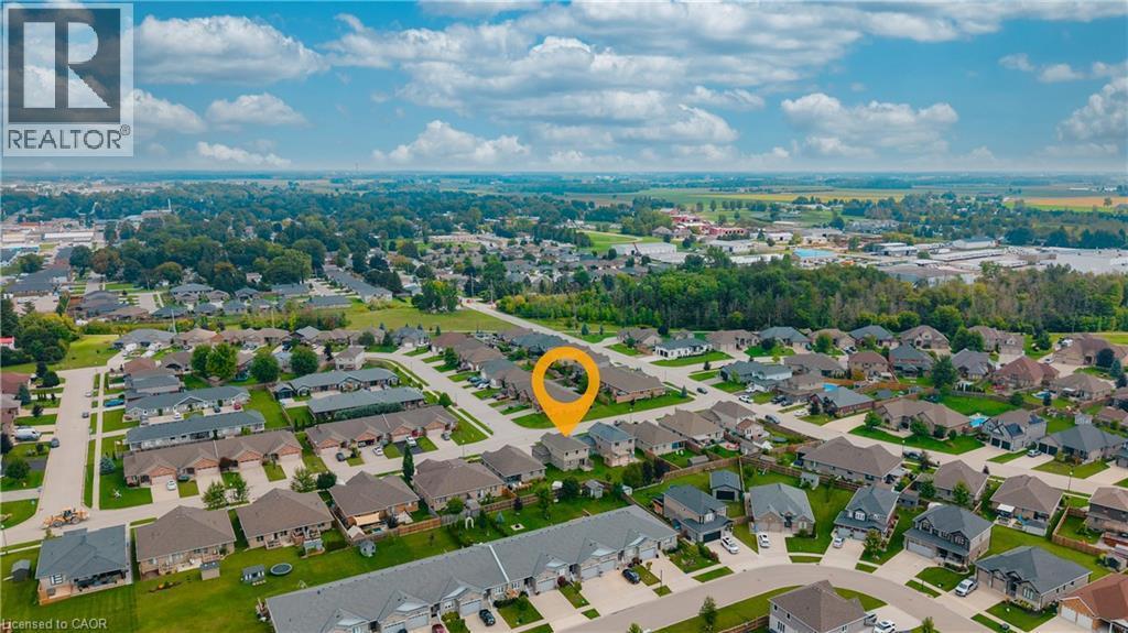 300 Hutton Street E, Listowel, ON