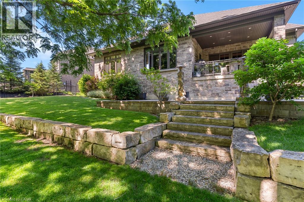 44 Pioneer Ridge Drive, Kitchener, ON