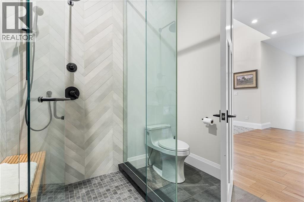 44 Pioneer Ridge Drive, Kitchener, ON