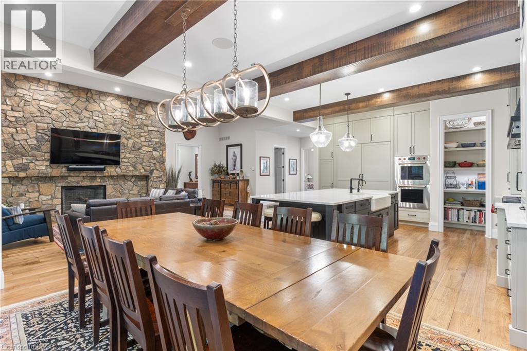44 Pioneer Ridge Drive, Kitchener, ON